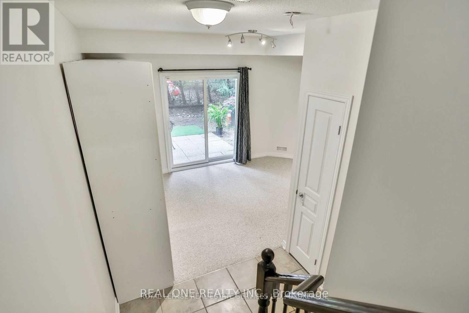 4264 Ingram Common, Burlington, Ontario  L7L 0C4 - Photo 18 - W13530470
