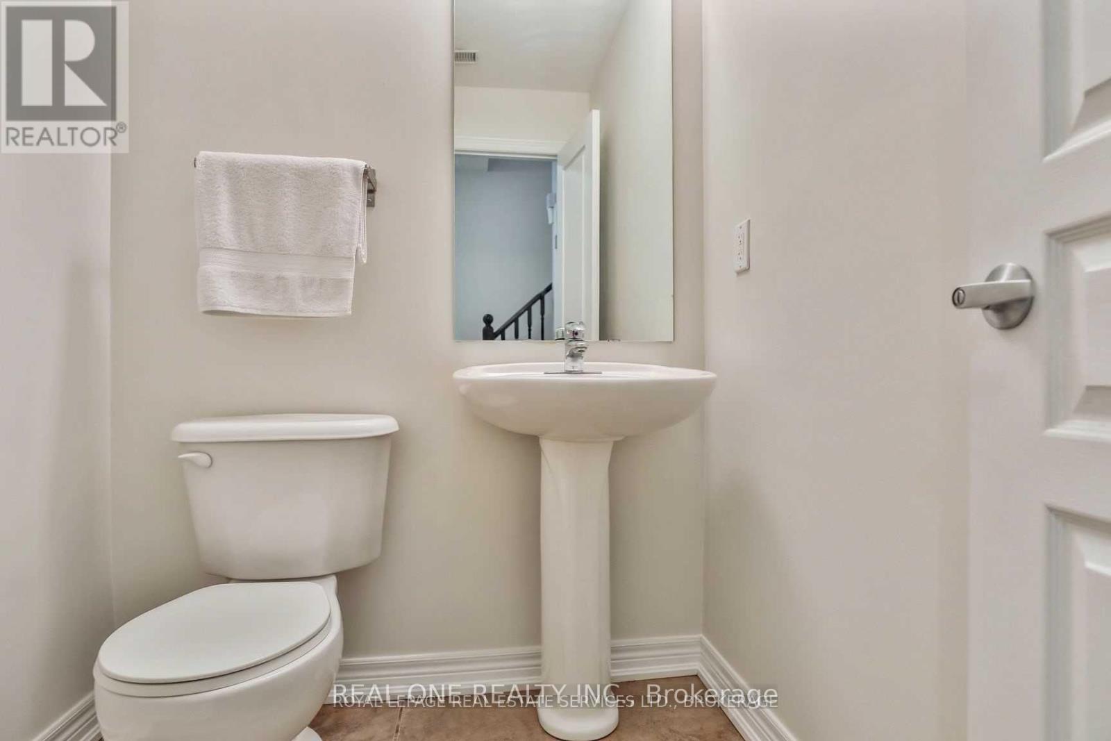 4264 Ingram Common, Burlington, Ontario  L7L 0C4 - Photo 21 - W13530470