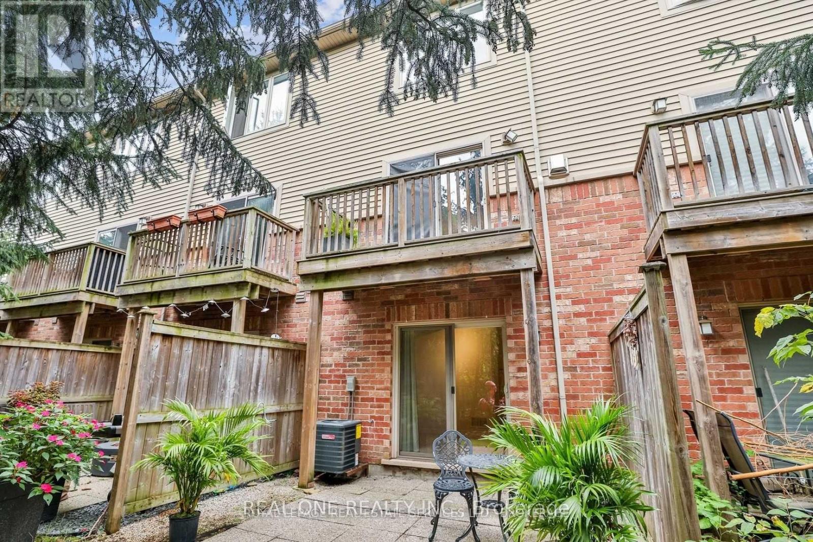 4264 Ingram Common, Burlington, Ontario  L7L 0C4 - Photo 25 - W13530470