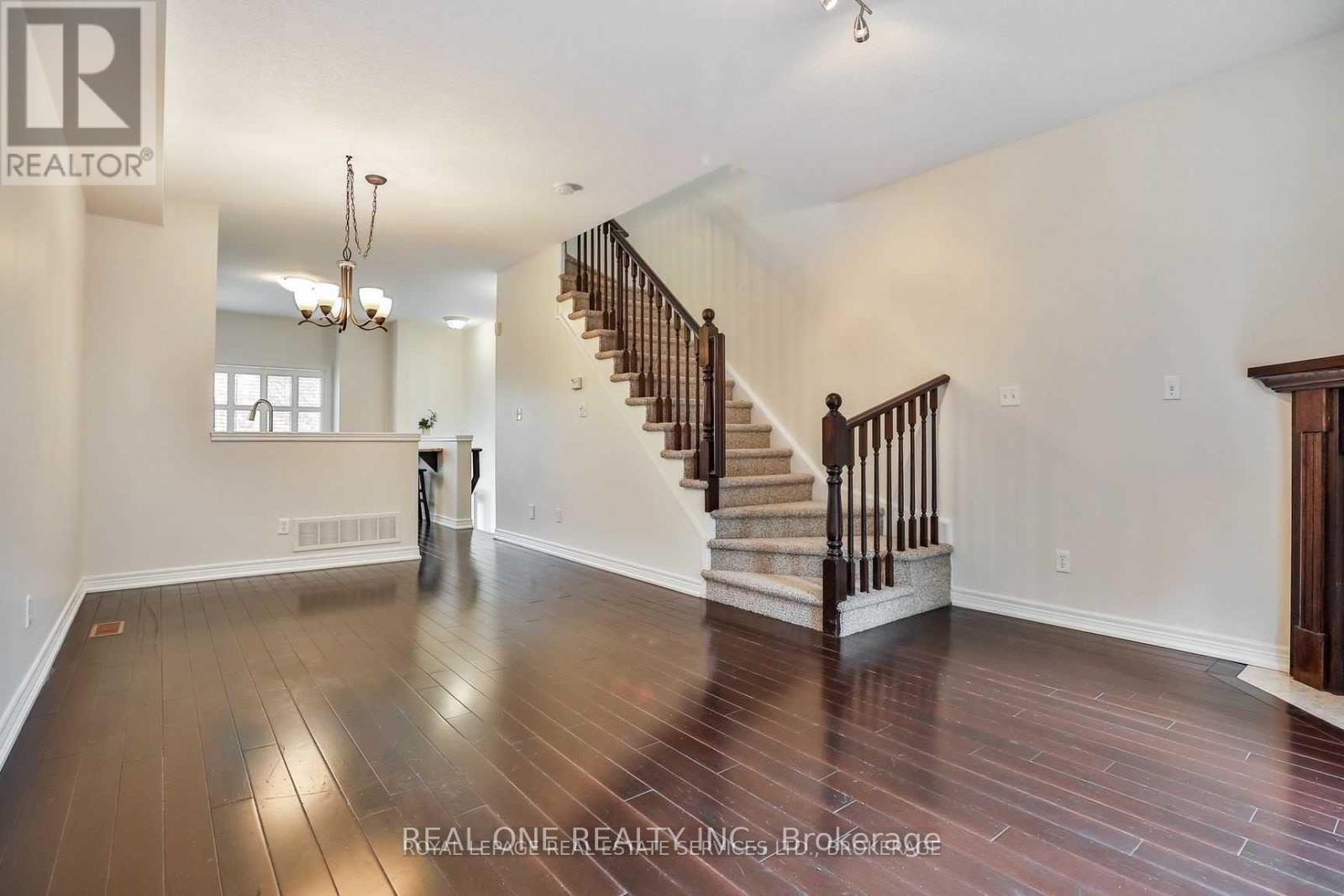 4264 Ingram Common, Burlington, Ontario  L7L 0C4 - Photo 9 - W13530470