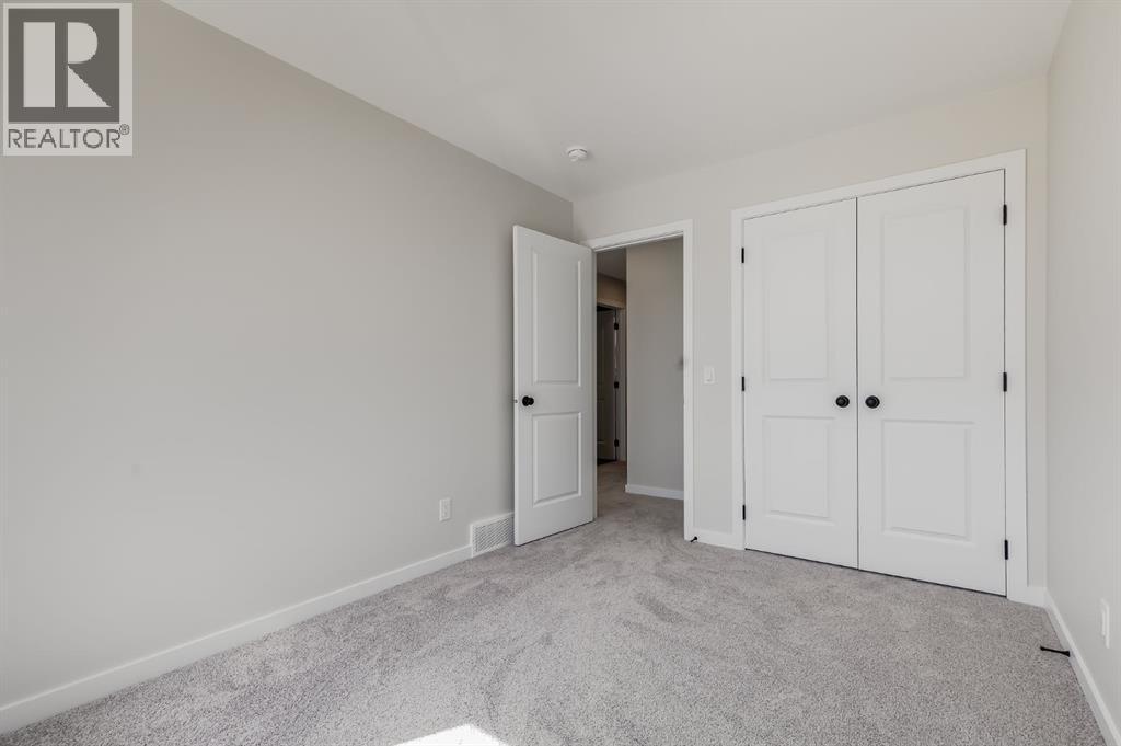 533 Sawgrass Green NW, Airdrie, Alberta  T4B 5V2 - Photo 24 - A2326888