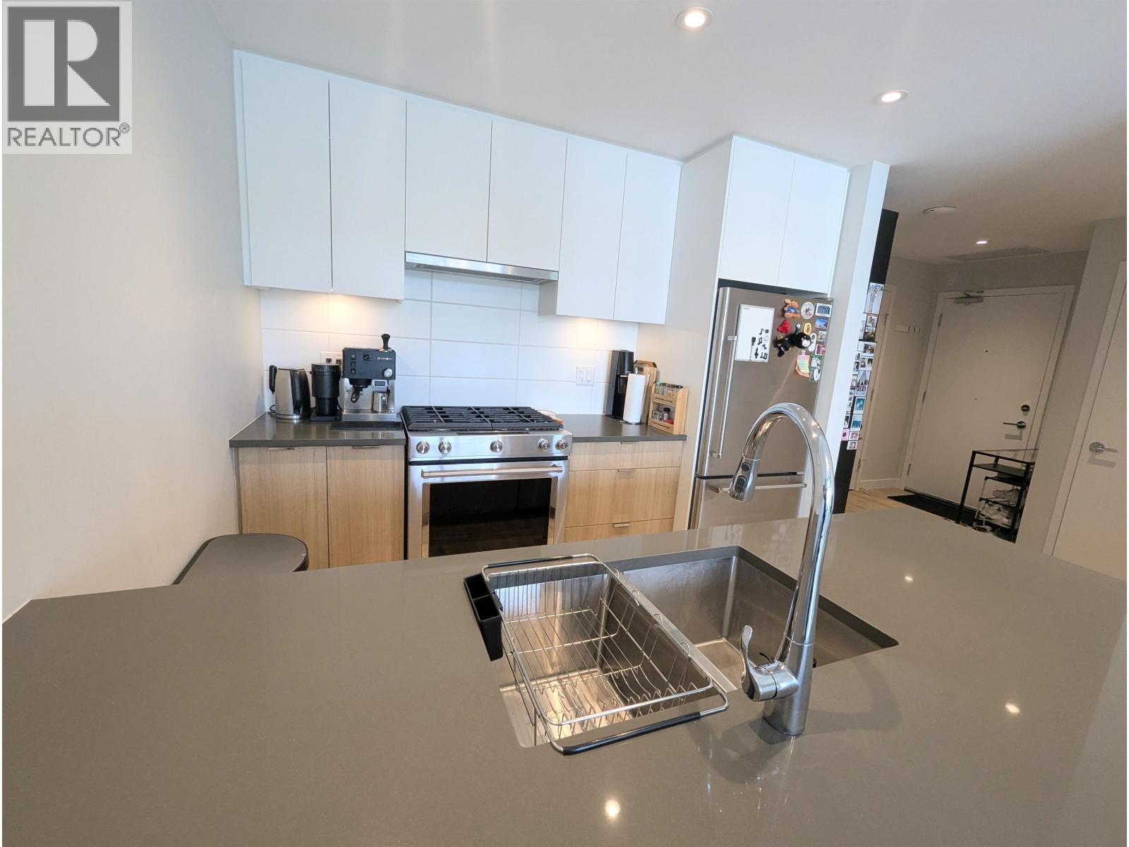 1305 3430 E Kent Avenue, Vancouver, British Columbia  V5S 0G7 - Photo 4 - R3143033