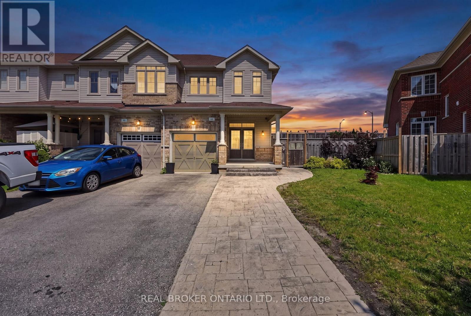 44 PEARCEY CRESCENT, Barrie, Ontario