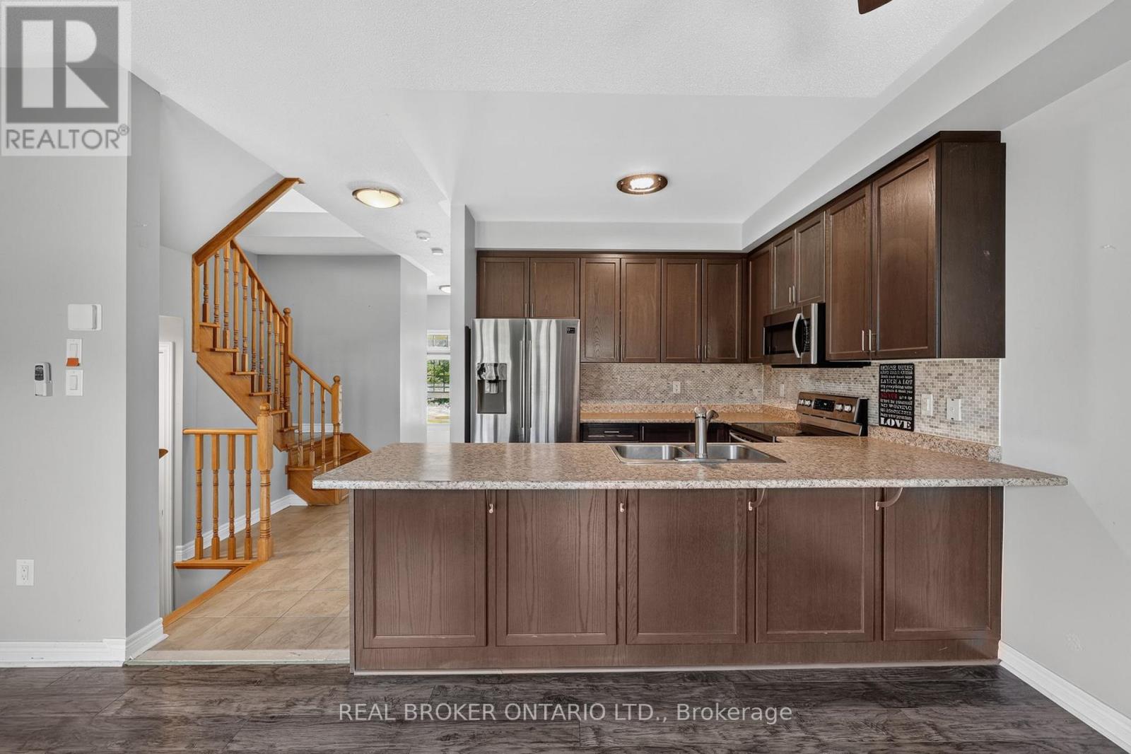 44 Pearcey Crescent, Barrie, Ontario  L4N 6R8 - Photo 11 - S13530566