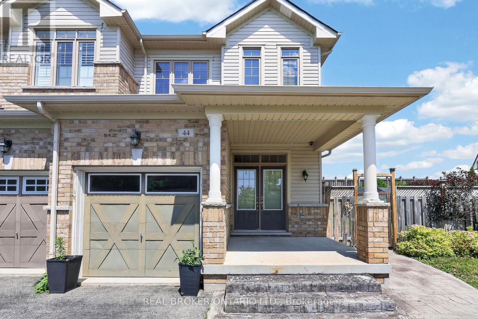 44 Pearcey Crescent, Barrie, Ontario  L4N 6R8 - Photo 3 - S13530566