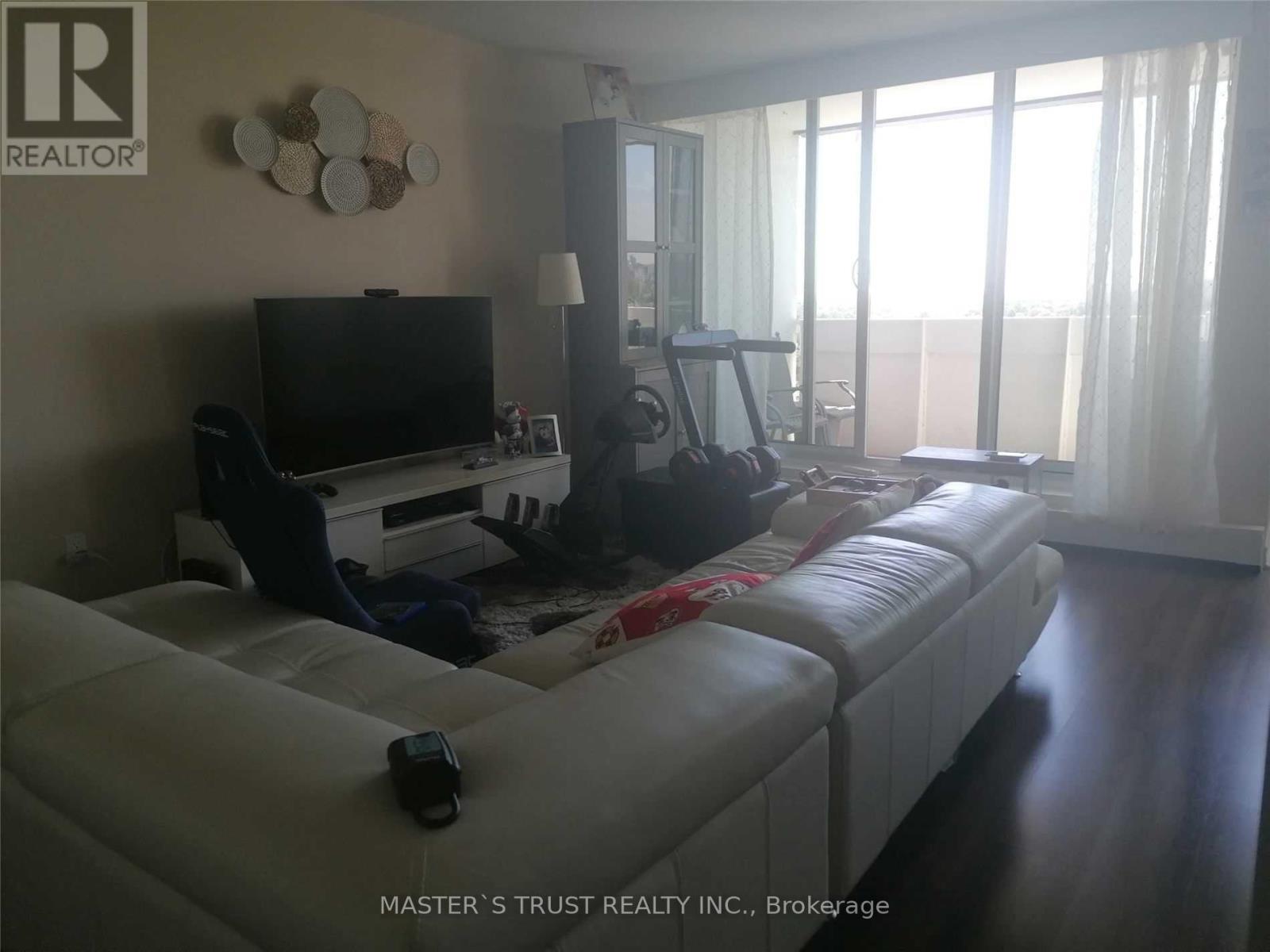 1210 - 530 Lolita Gardens, Mississauga, Ontario  L5A 3T2 - Photo 9 - W13530540