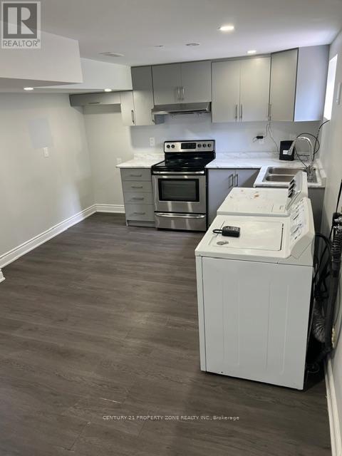 (Lower Level) - 556 Sherin Drive, Oakville, Ontario  L6L 4J8 - Photo 3 - W13530556