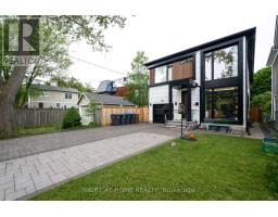 585 MONTBECK CRESCENT, Mississauga, Ontario