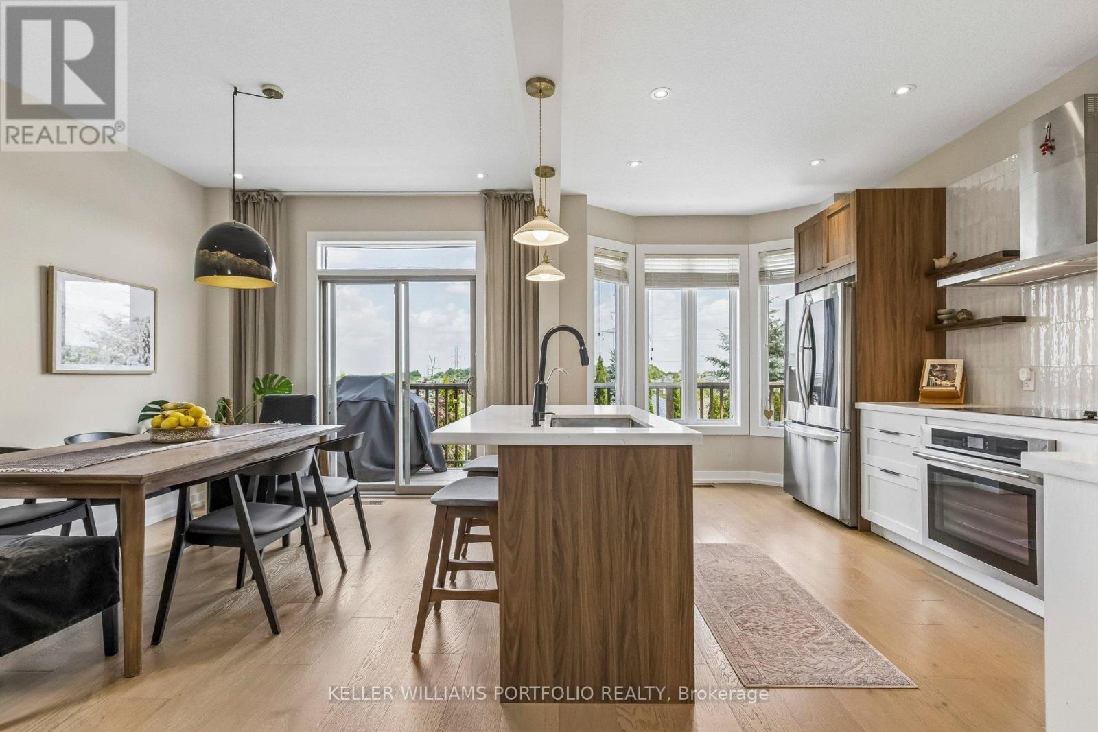 775 Klosters Drive, Waterloo, Ontario  N2V 2V4 - Photo 10 - X13530548
