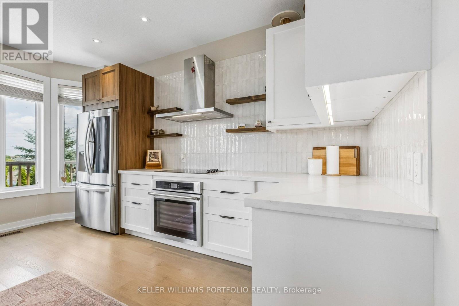 775 Klosters Drive, Waterloo, Ontario  N2V 2V4 - Photo 12 - X13530548