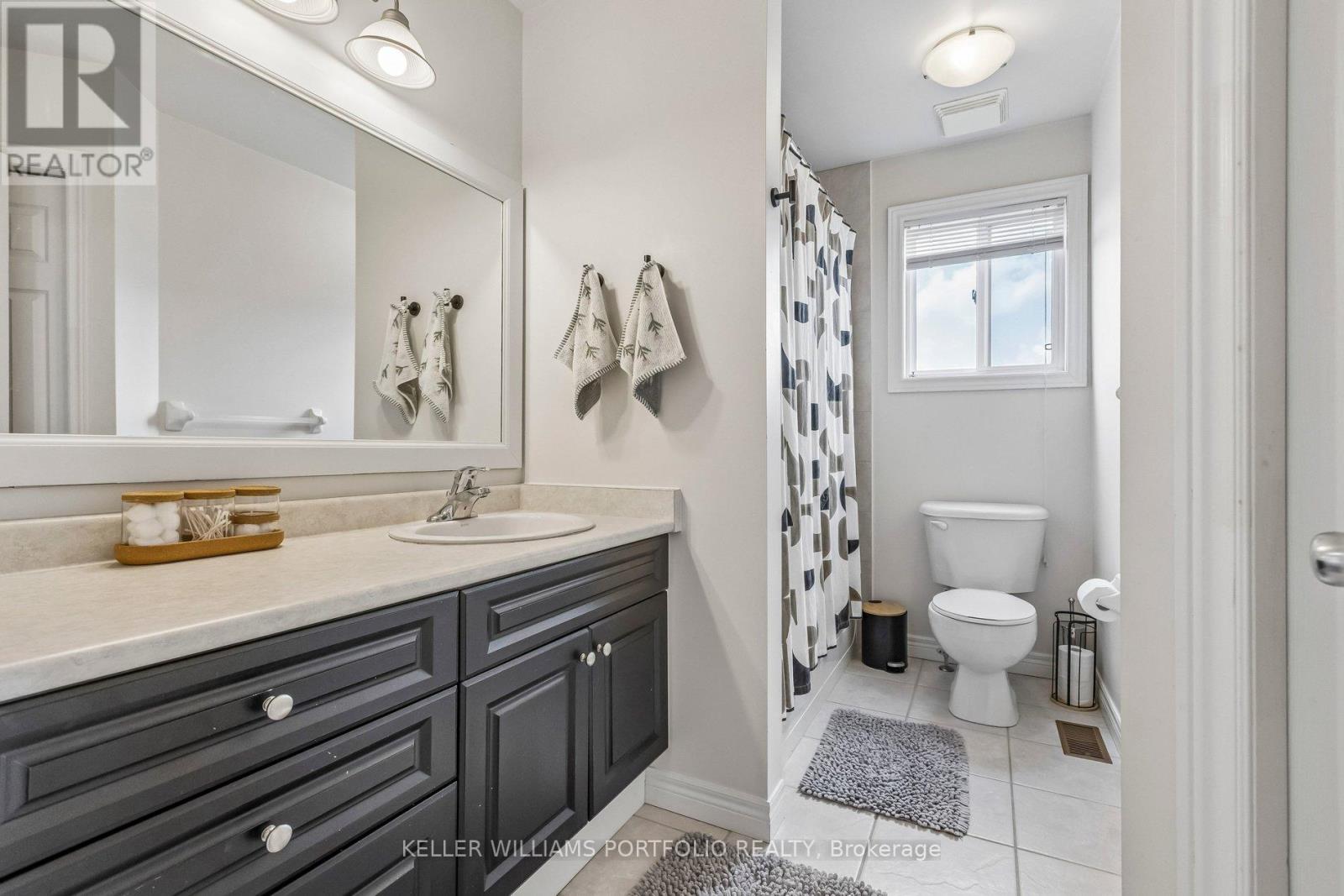 775 Klosters Drive, Waterloo, Ontario  N2V 2V4 - Photo 27 - X13530548