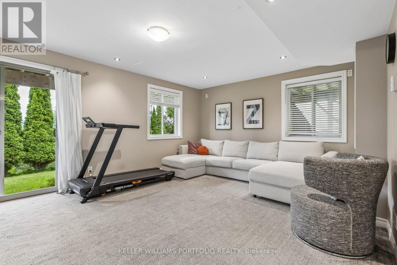 775 Klosters Drive, Waterloo, Ontario  N2V 2V4 - Photo 31 - X13530548