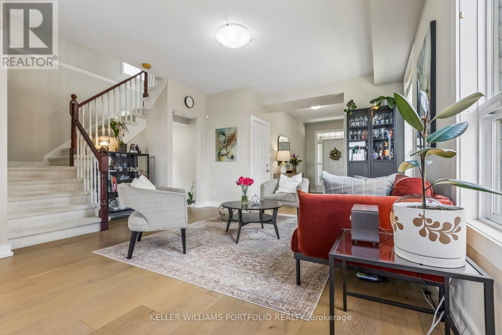 775 Klosters Drive, Waterloo, Ontario  N2V 2V4 - Photo 6 - X13530548