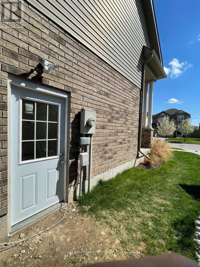 928 Dunblane Court, Kitchener, Ontario  N2R 1W9 - Photo 46 - X13530552