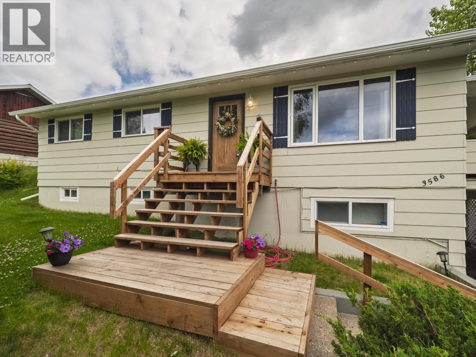 3586 Alderwood Court, Prince George, British Columbia  V2K 1N3 - Photo 2 - R3143380