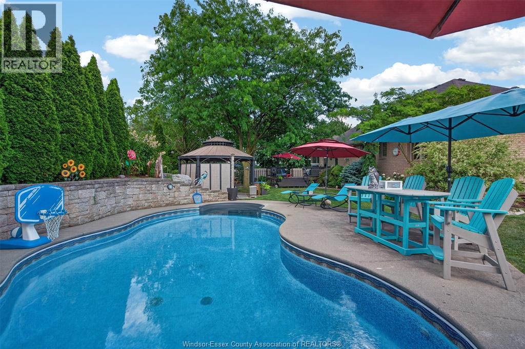 4160 Baseline, Windsor, Ontario  N9A 6T3 - Photo 15 - 26015337