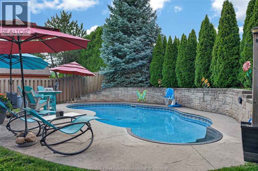 4160 Baseline, Windsor, Ontario  N9A 6T3 - Photo 18 - 26015337