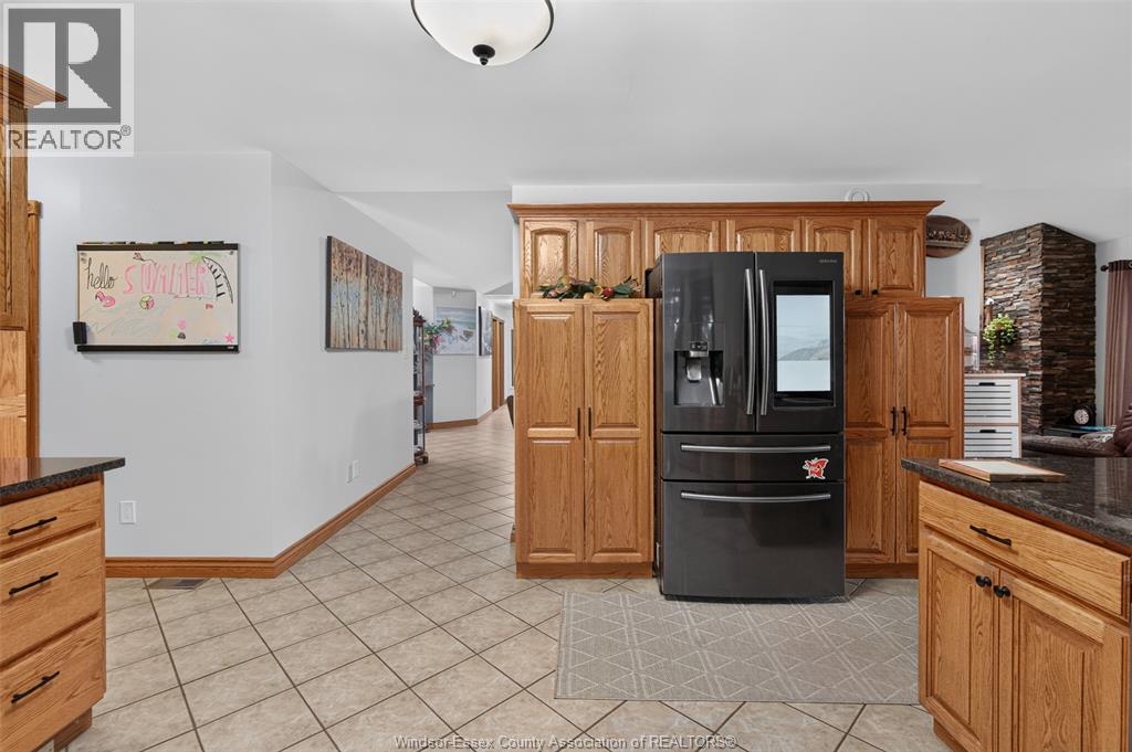 4160 Baseline, Windsor, Ontario  N9A 6T3 - Photo 22 - 26015337