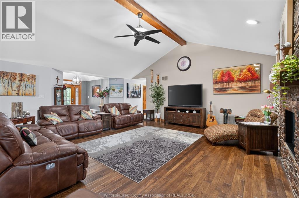 4160 Baseline, Windsor, Ontario  N9A 6T3 - Photo 24 - 26015337