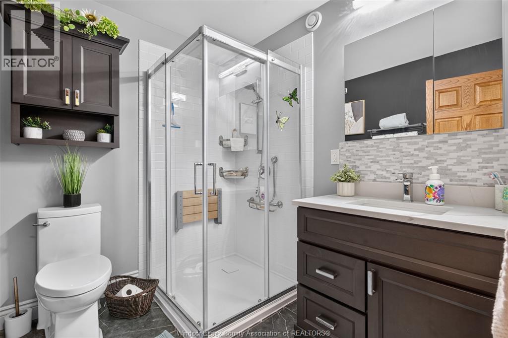 4160 Baseline, Windsor, Ontario  N9A 6T3 - Photo 34 - 26015337