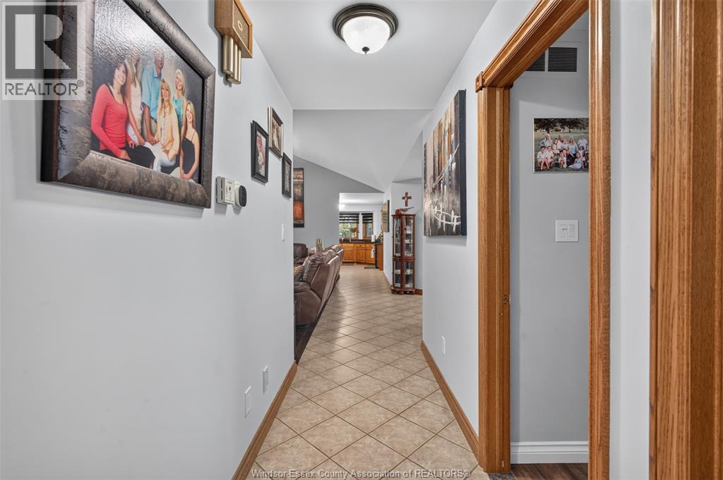 4160 Baseline, Windsor, Ontario  N9A 6T3 - Photo 40 - 26015337