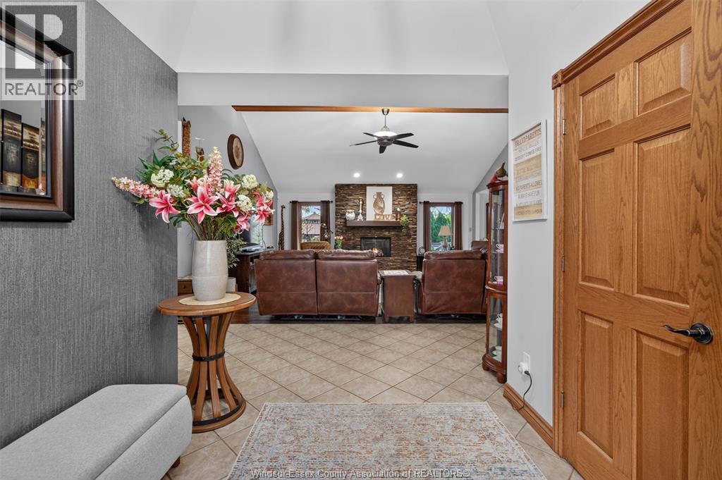 4160 Baseline, Windsor, Ontario  N9A 6T3 - Photo 42 - 26015337
