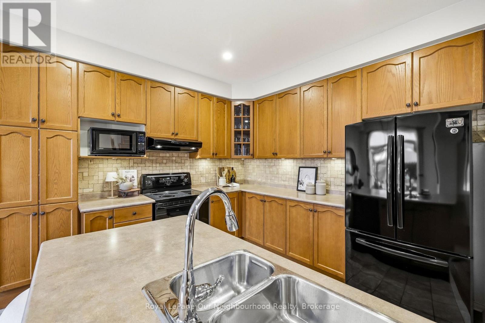 1090 Keswick Court, Oshawa, Ontario  L1K 2V2 - Photo 14 - E13518436