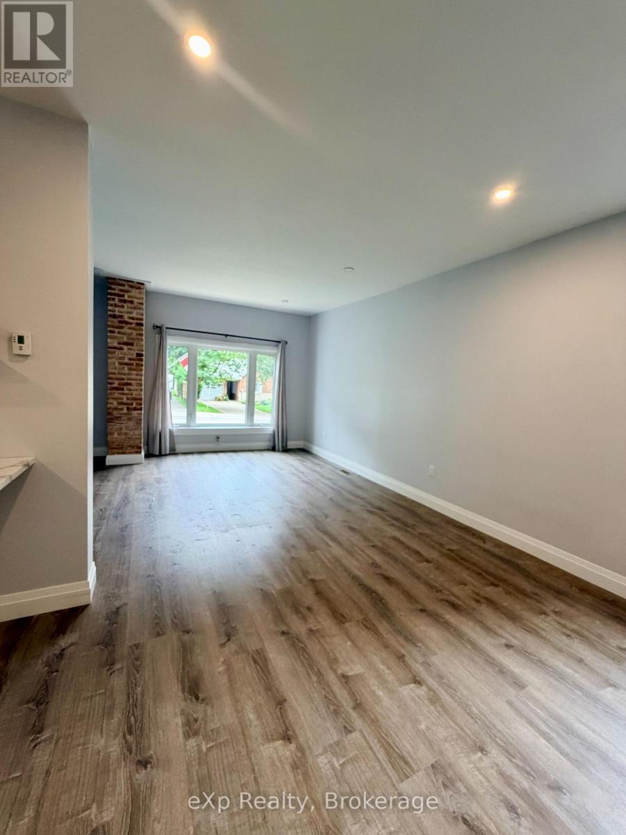 218 2nd Avenue E, Owen Sound, Ontario  N4K 2E6 - Photo 7 - X13530632