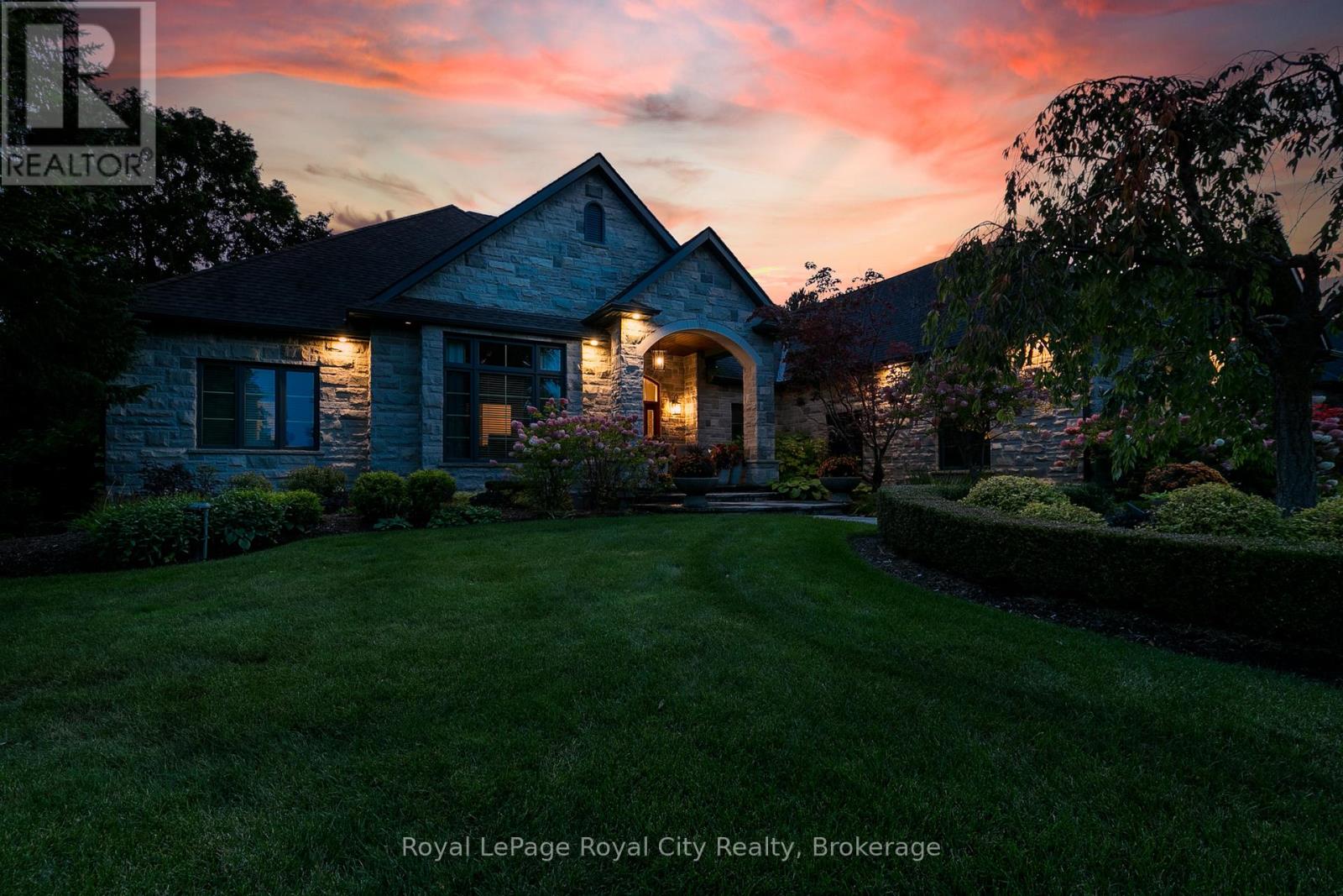 38 Carriage Lane, Puslinch, Ontario  N1H 6H9 - Photo 44 - X13530636