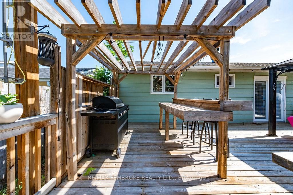 9 James Street, Petawawa, Ontario  K8H 3B4 - Photo 28 - X13530674