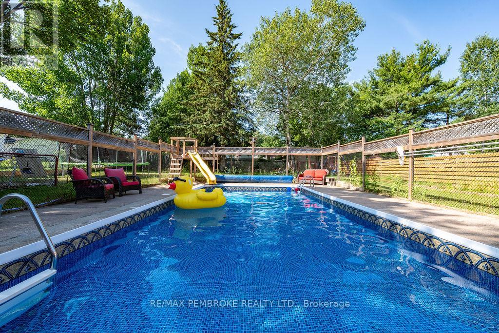 9 James Street, Petawawa, Ontario  K8H 3B4 - Photo 34 - X13530674