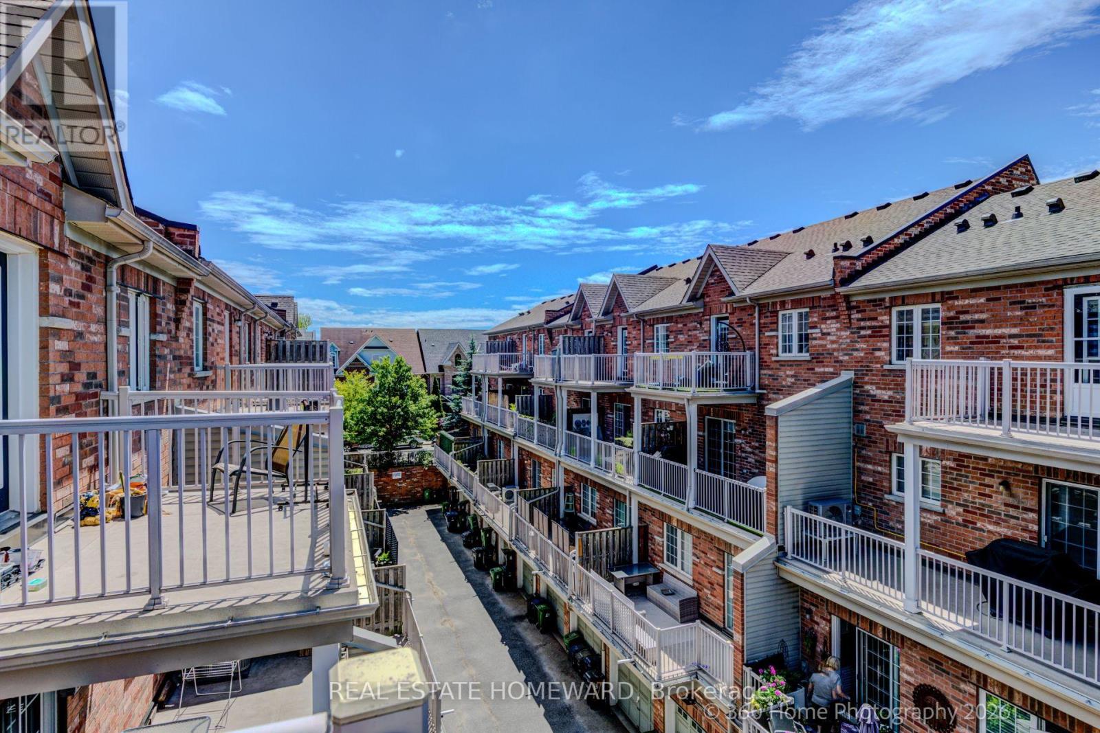 28 Carnahan Terrace, Toronto, Ontario  M4E 0B2 - Photo 26 - E13482328