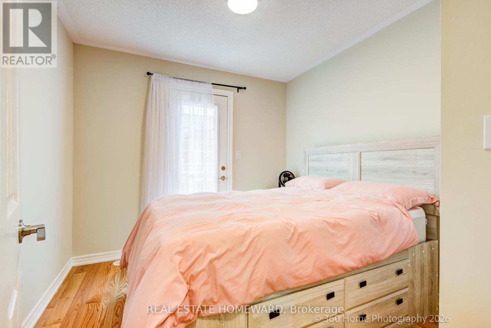 28 Carnahan Terrace, Toronto, Ontario  M4E 0B2 - Photo 18 - E13482328