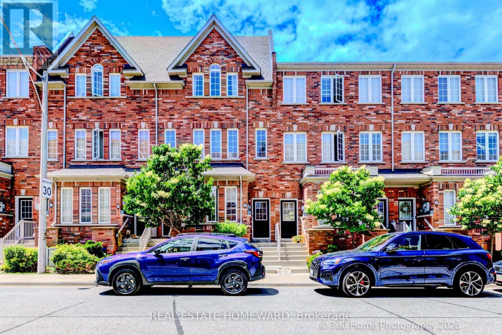 28 Carnahan Terrace, Toronto, Ontario  M4E 0B2 - Photo 2 - E13482328