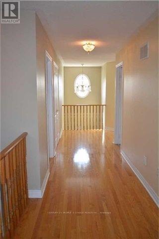 Upper - 223 Van Scott Drive, Brampton, Ontario  L1X 0B1 - Photo 4 - W13527600