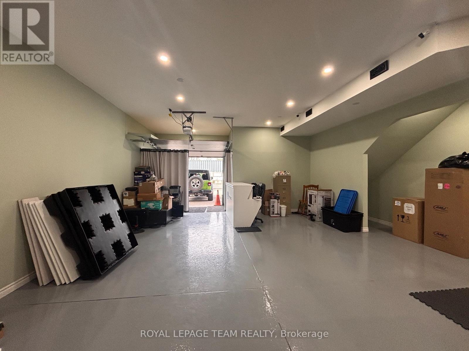D6 - 2285 St Laurent Boulevard, Ottawa, Ontario K1G 4Z7 - Photo 2 - X13530654