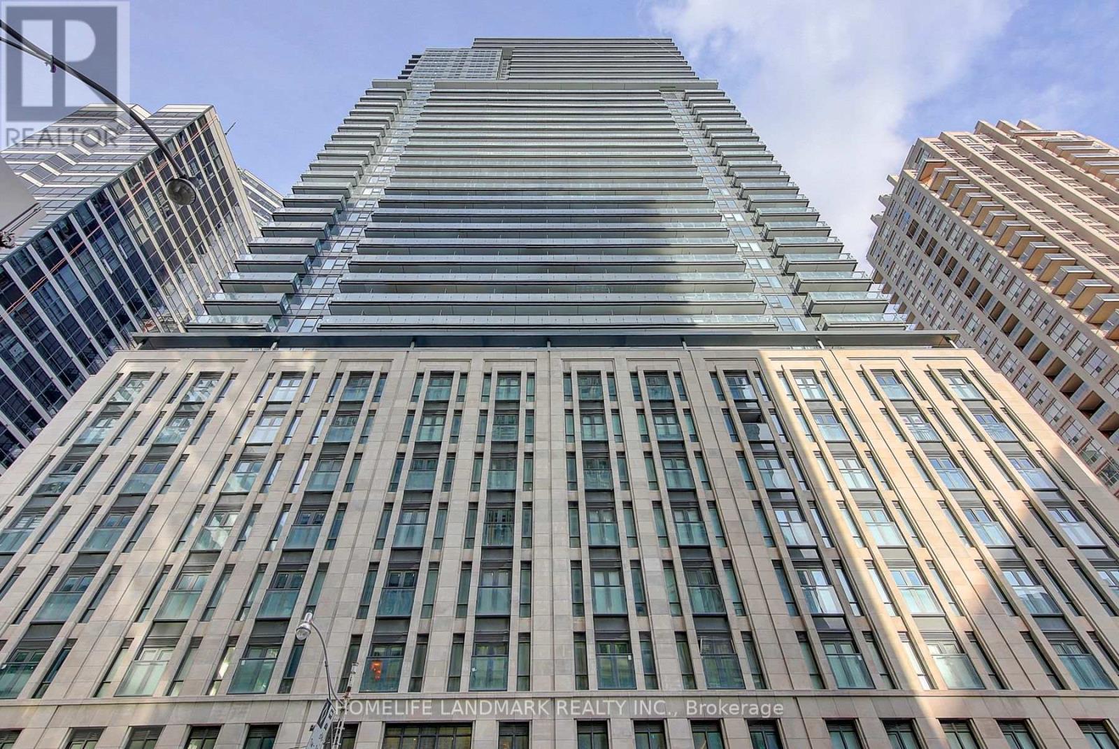 1316 - 955 Bay Street, Toronto, Ontario  M5S 0C6 - Photo 2 - C13530582