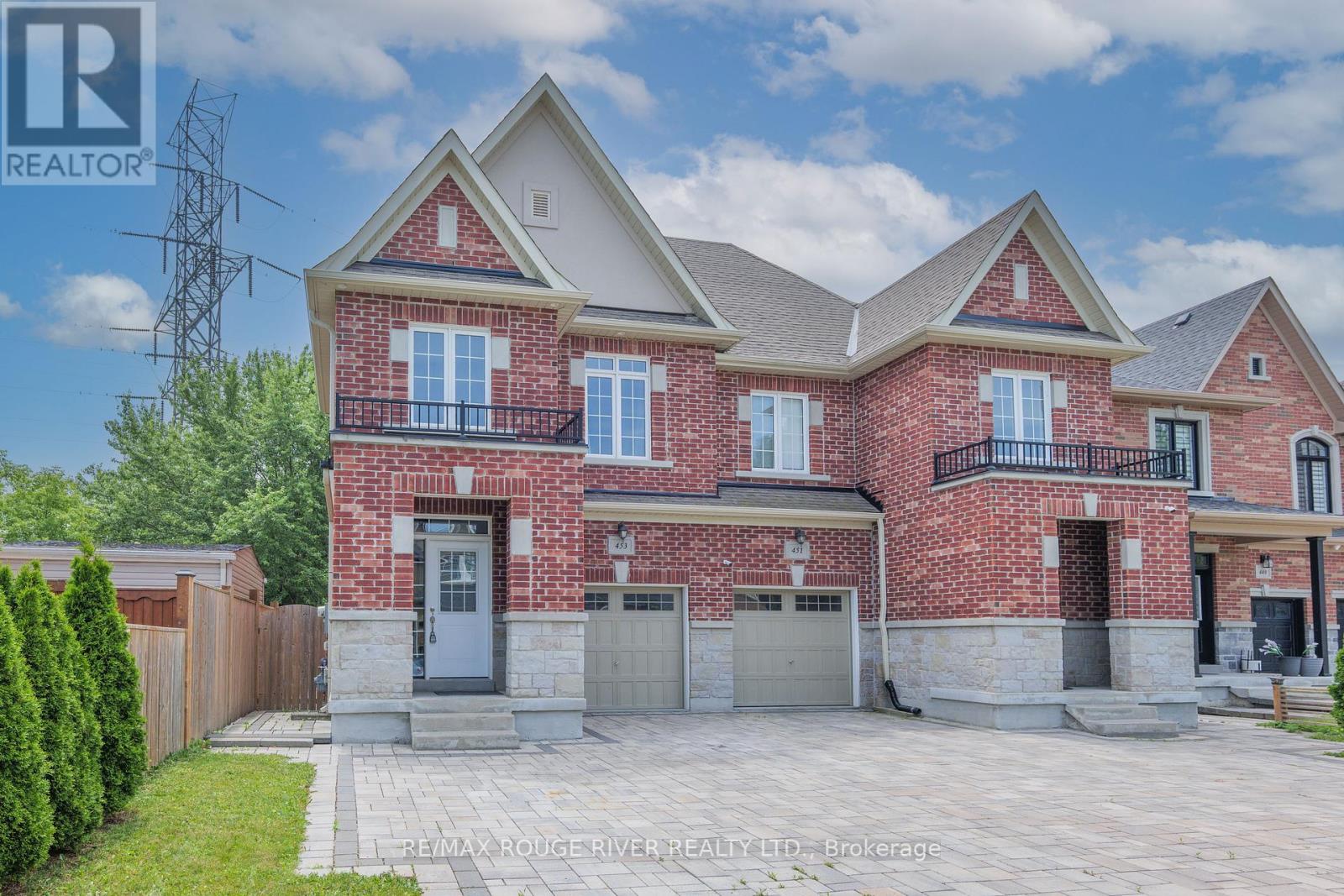 453 MAHOGANY COURT, Pickering, Ontario