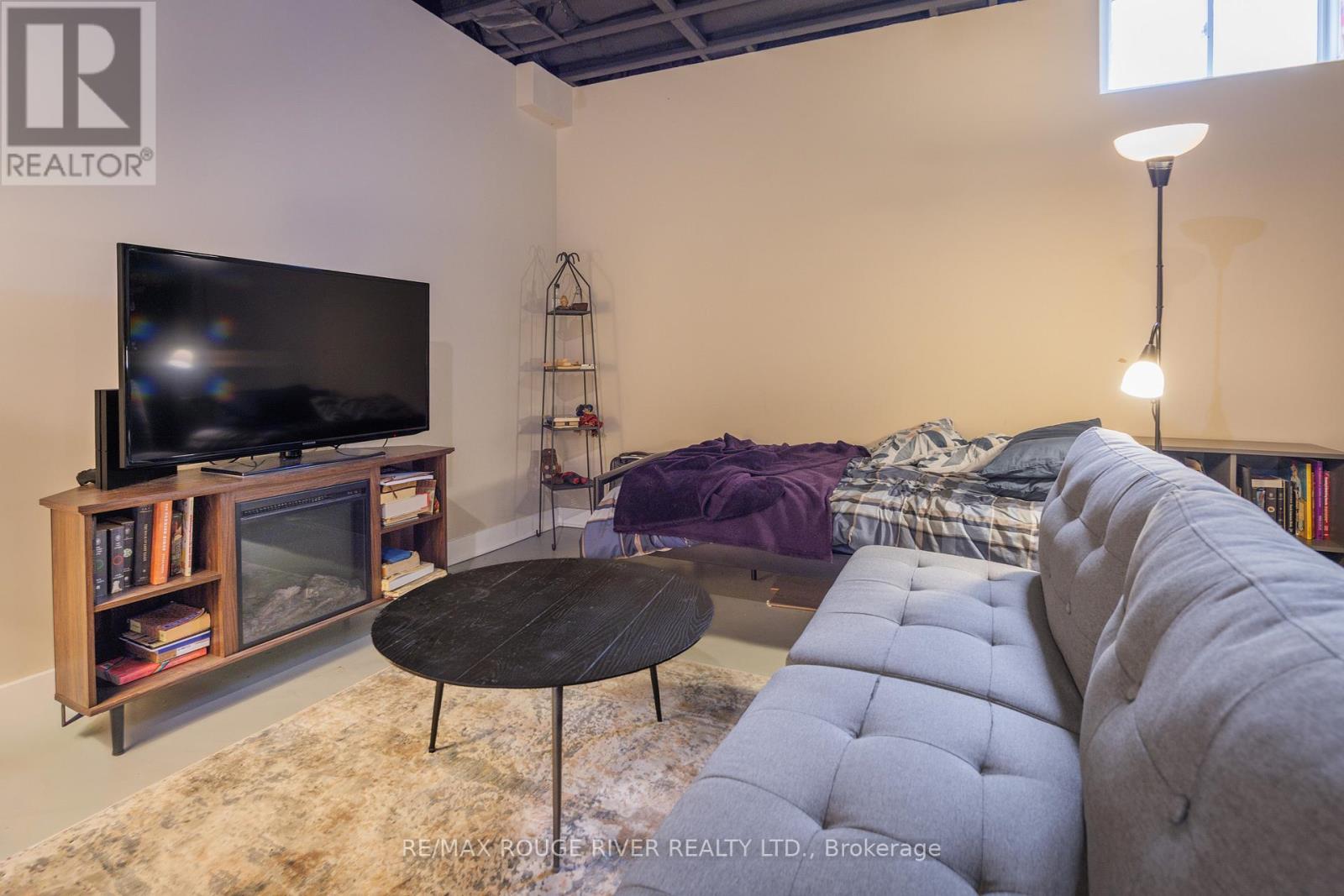 453 Mahogany Court, Pickering, Ontario  L1X 0A2 - Photo 22 - E13530688