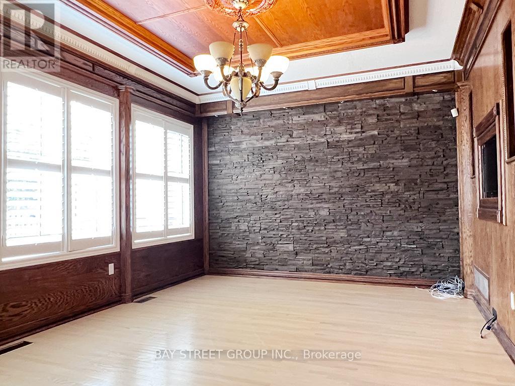 49 Forester Crescent, Markham, Ontario  L6C 1V2 - Photo 9 - N13530590