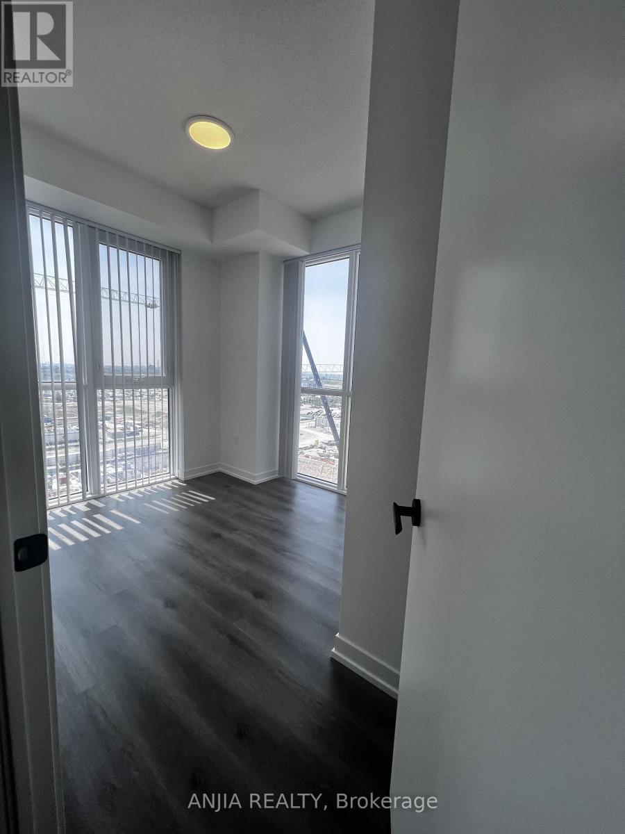 1112 - 28 Interchange Way, Vaughan, Ontario L4K 5Z7 - Photo 11 - N13530604