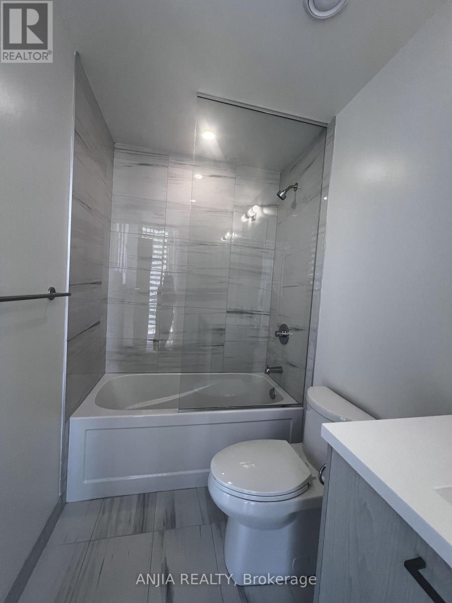 1112 - 28 Interchange Way, Vaughan, Ontario L4K 5Z7 - Photo 24 - N13530604