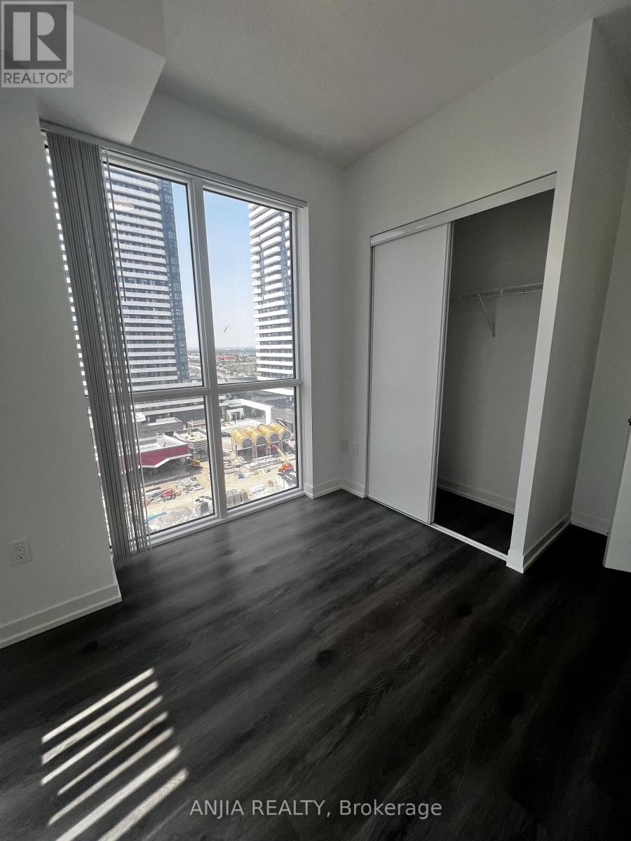 1112 - 28 Interchange Way, Vaughan, Ontario L4K 5Z7 - Photo 8 - N13530604