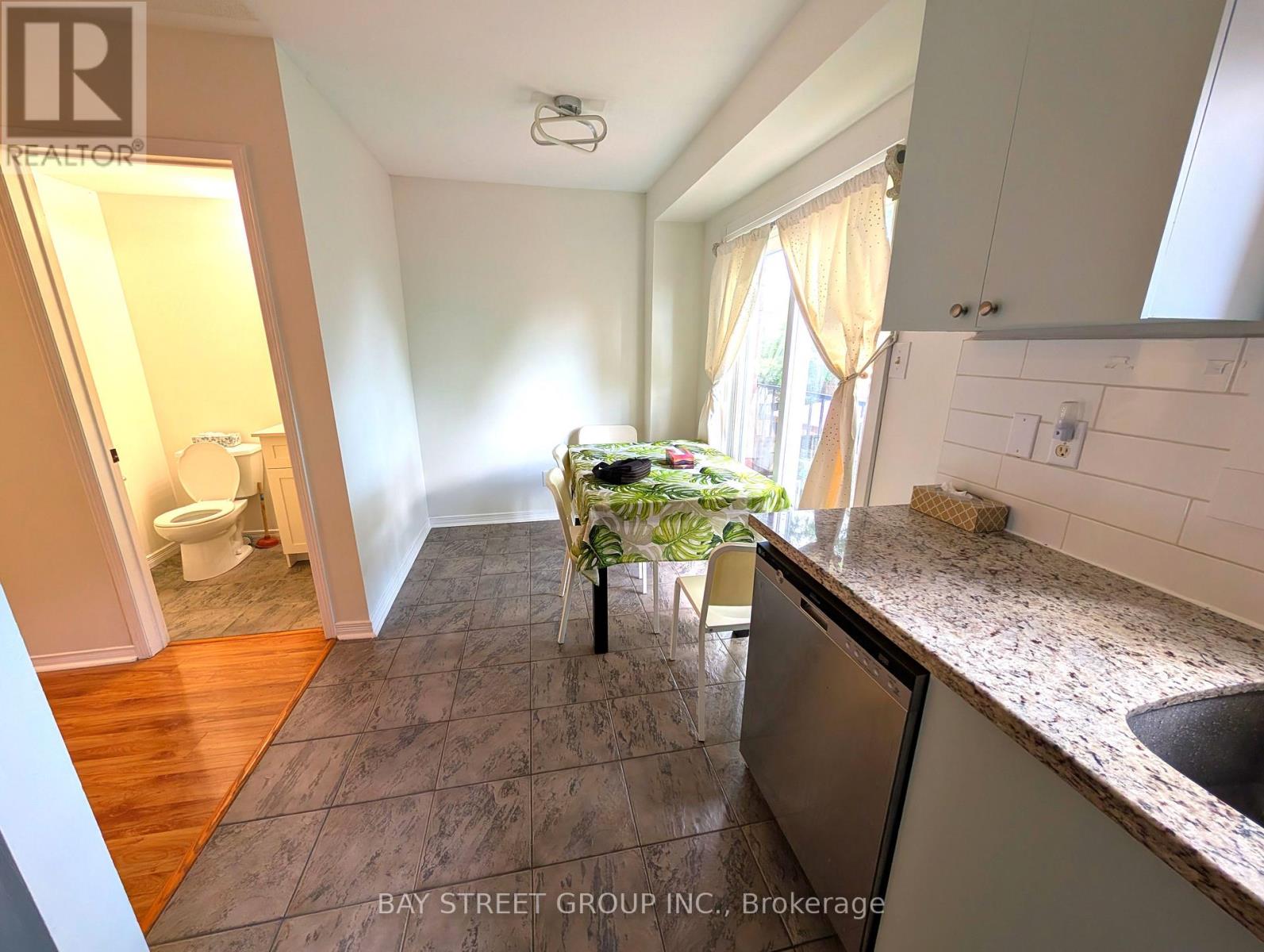 67 Rougehaven Way, Markham, Ontario  L3P 7W5 - Photo 10 - N13530644