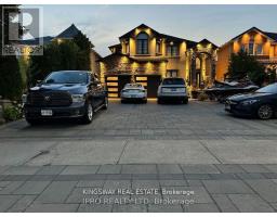 923 BRISTOL ROAD W, Mississauga, Ontario