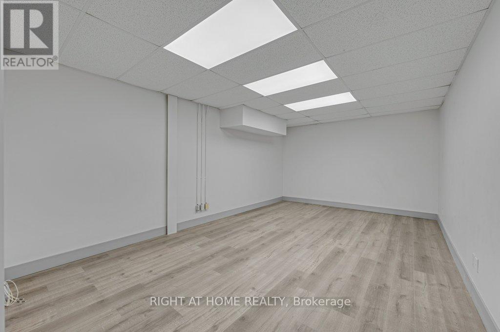Ground Floor - 916 Gateway Drive, Burlington, Ontario L7L 5K7 - Photo 27 - W13530608