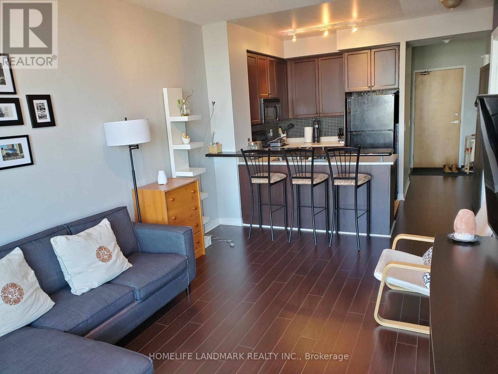 1603 - 3939 Duke Of York Boulevard, Mississauga, Ontario  L5B 4N2 - Photo 6 - W13530648