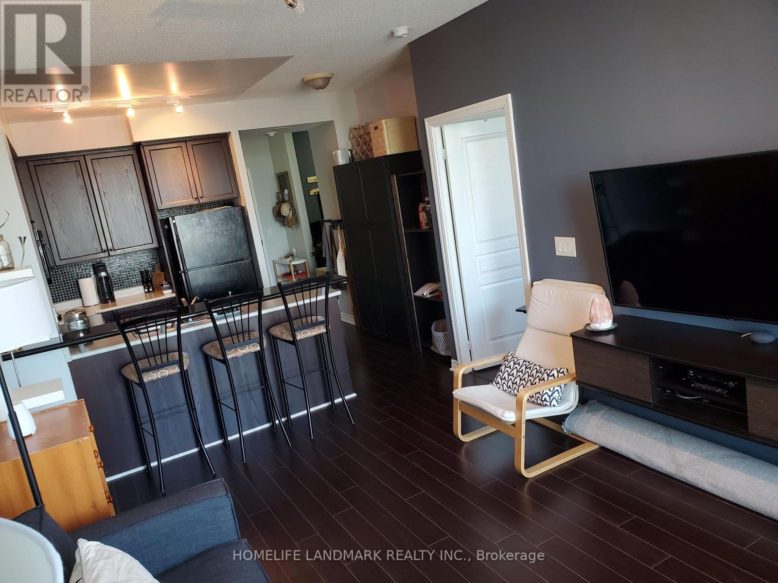1603 - 3939 Duke Of York Boulevard, Mississauga, Ontario  L5B 4N2 - Photo 7 - W13530648