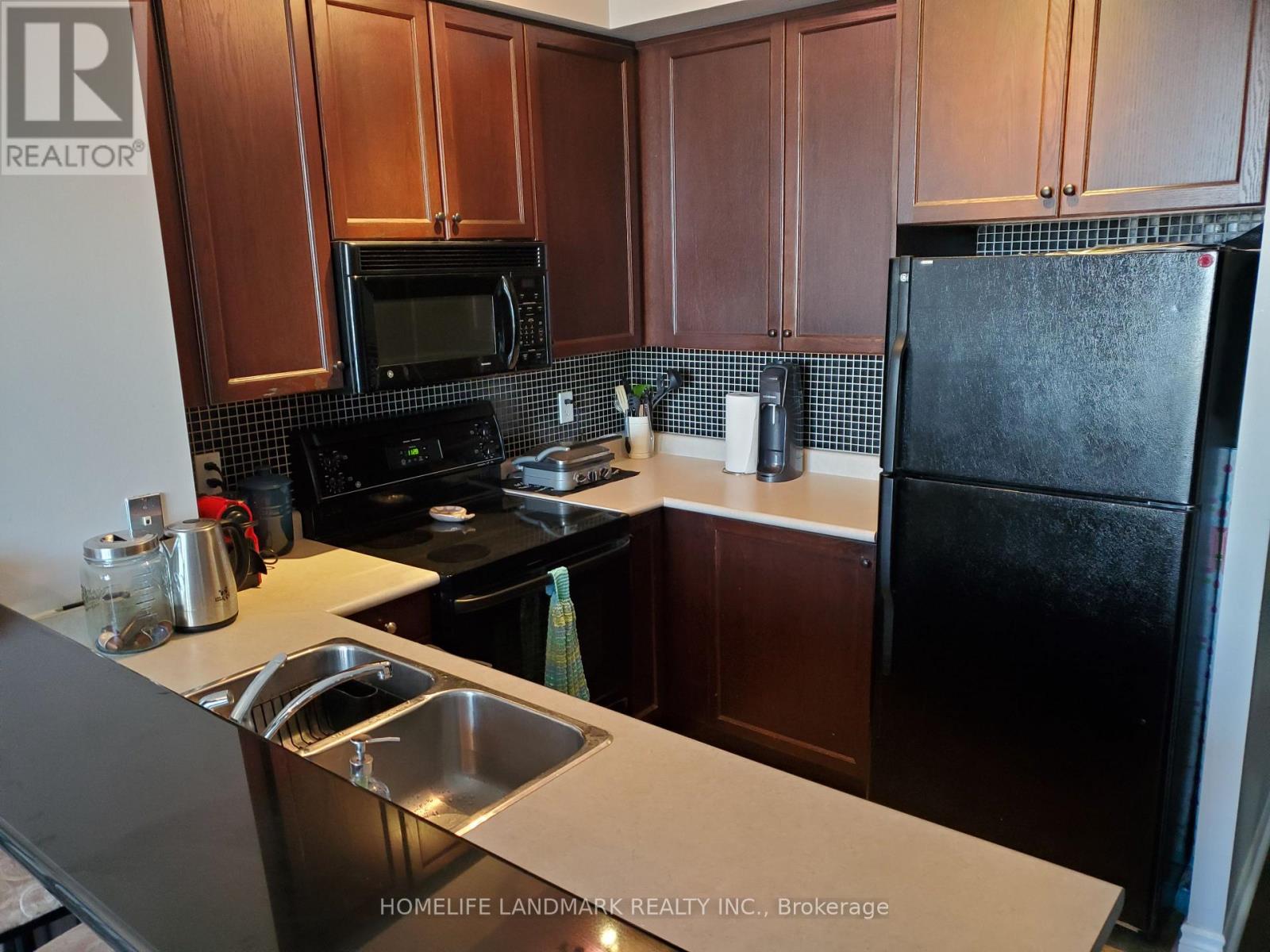 1603 - 3939 Duke Of York Boulevard, Mississauga, Ontario  L5B 4N2 - Photo 9 - W13530648