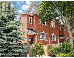 10 LIGHTBOURN AVENUE, Toronto, Ontario